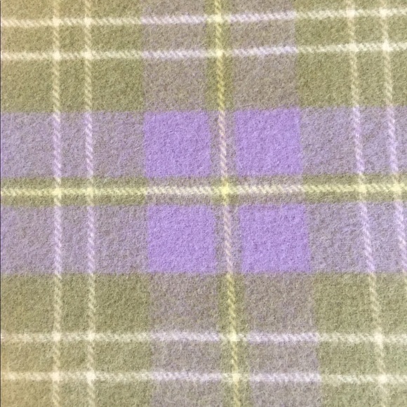 Johnstons 100% Lambswool Scarf Purple Green - Picture 5 of 8